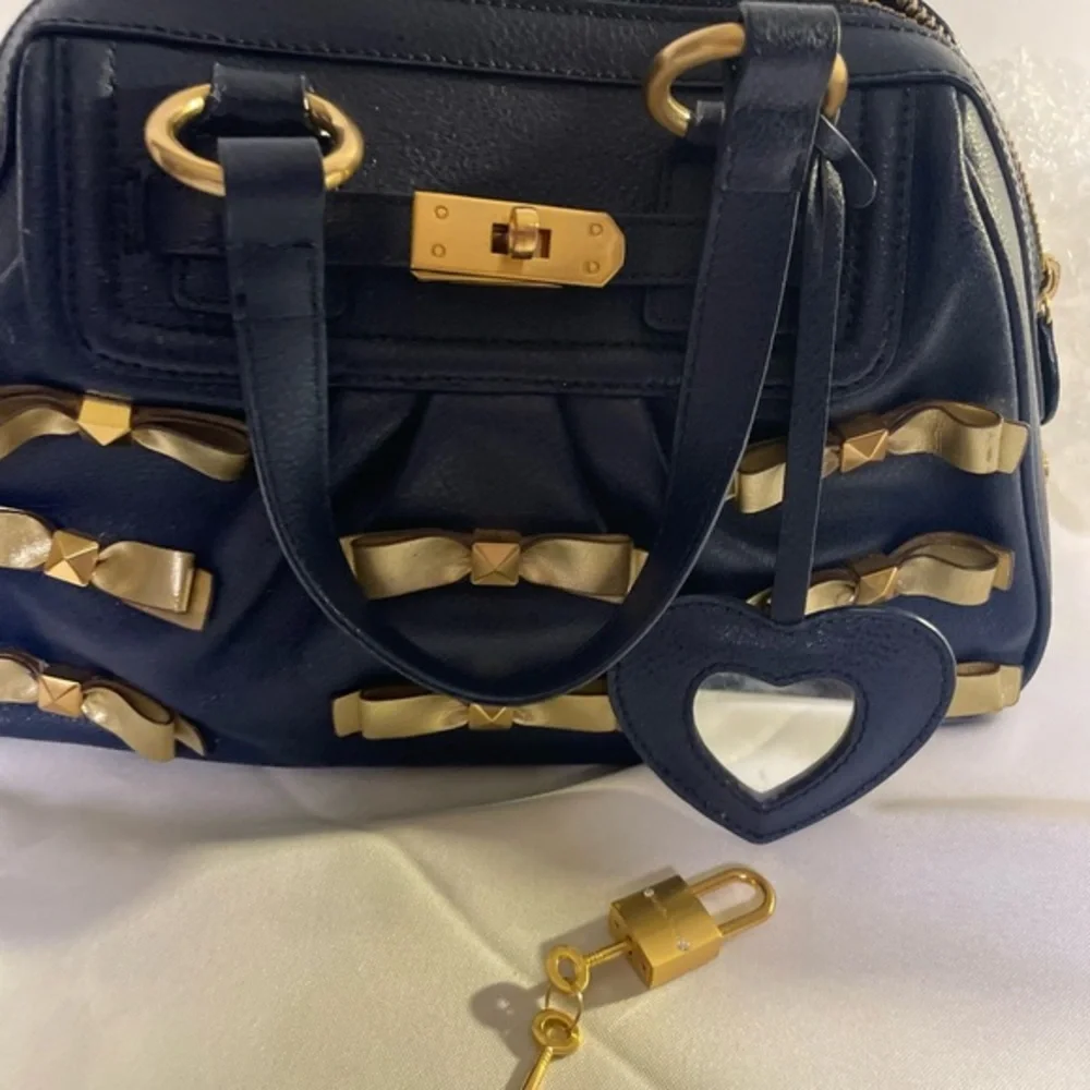 🟢 Samantha Thavasa Bow-Embellished Satchel / Boston Bag Navy Blue, Gold Hardware